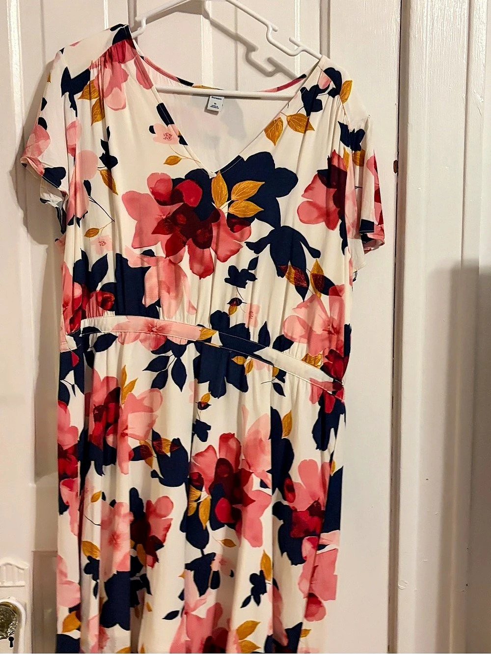 Old Navy Floral Midi Dress in Pink & White Size XL Like New